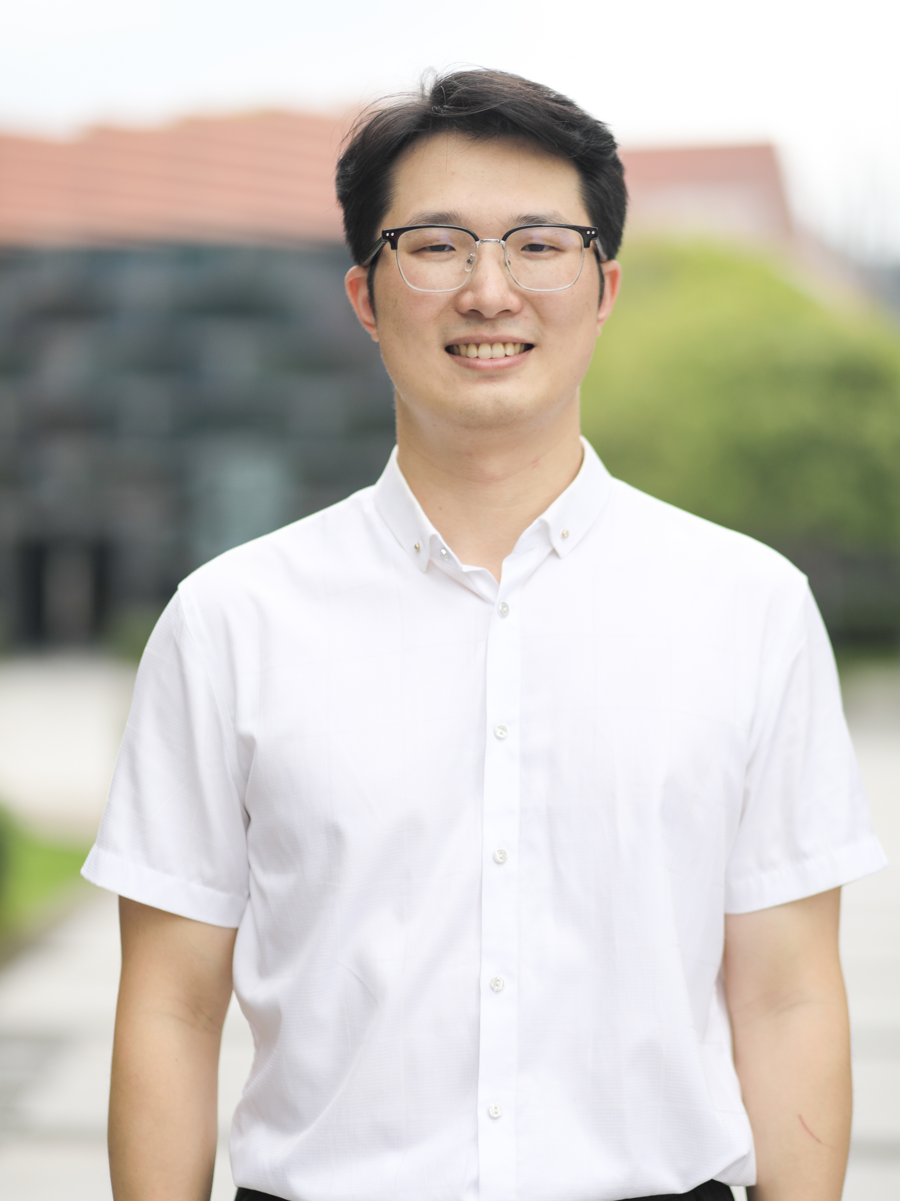 生物_黄国栗_以德立教，以已示人