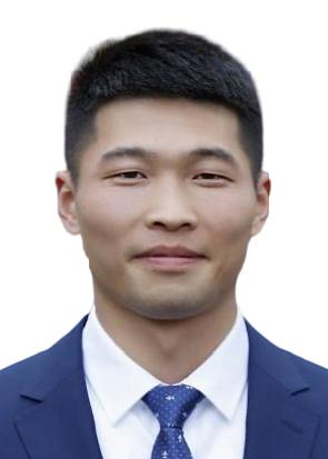 体育_何强_赛场是课堂，拼搏是信仰；教动作更教坚持，练体能更练意志，愿少年向阳奔跑，不负热爱，不负韶华。