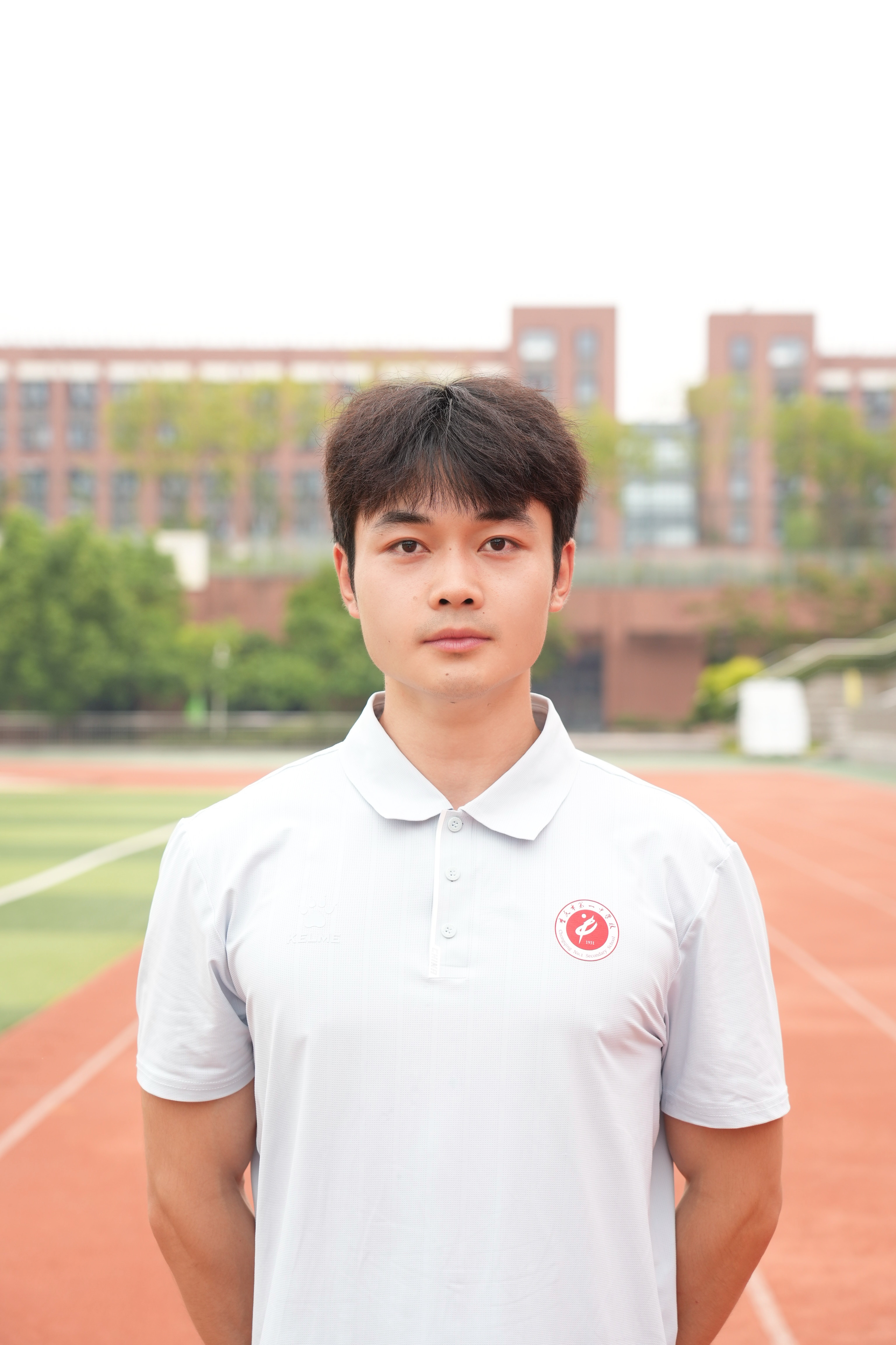 体育_郑伟_挑战自我 追求卓越