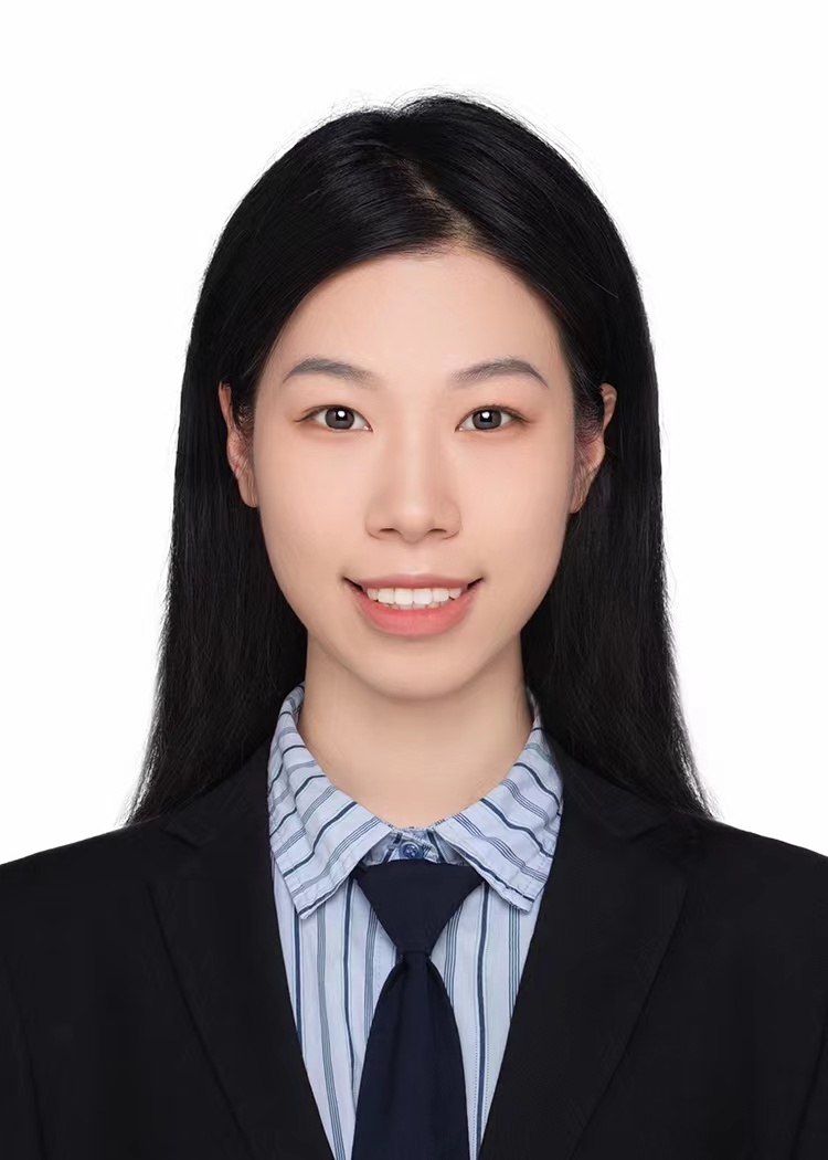 英语_李伯琼_不困于躯体，丰盈于灵魂。