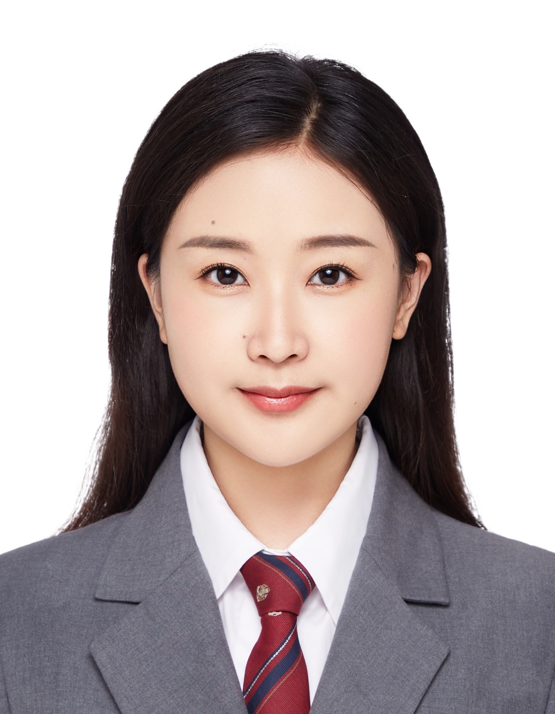 英语_田诗行_用心呵护每一颗心灵，以爱伴随每一步成长