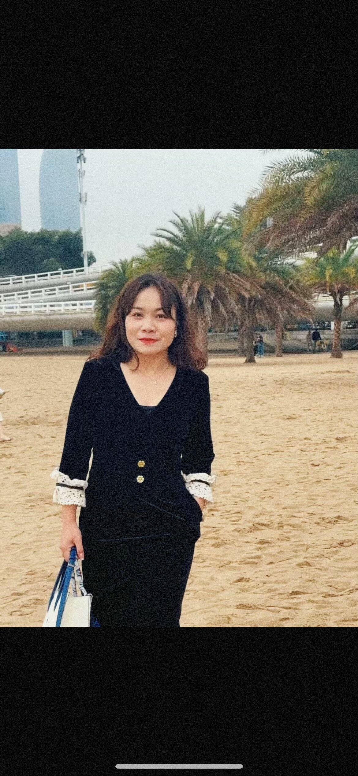 英语_黄兰兰_用真情教书，用真心育人。
